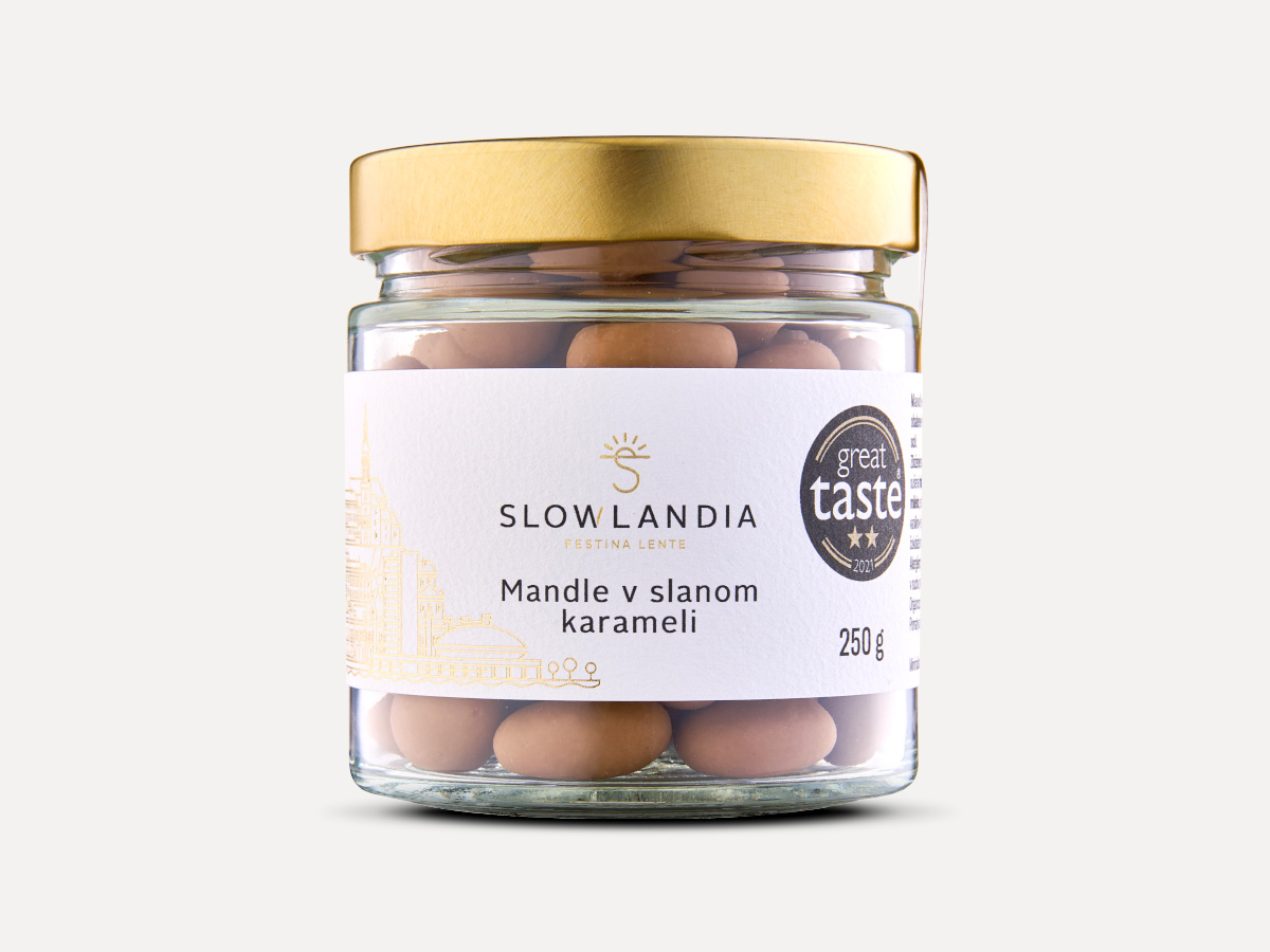 Mandle v slanom karameli 250g Slowlandia
